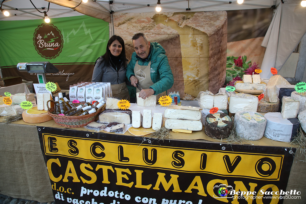 VBS_0967 - Fiera Nazionale del Tartufo e dei Santi 2022.jpg